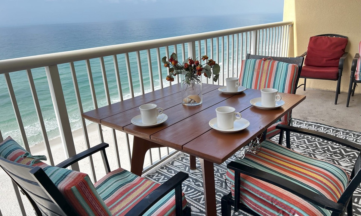 Long Beach Condo | 135+ 5Star Reviews 25% off - Ocean Front Home with a huge balcony