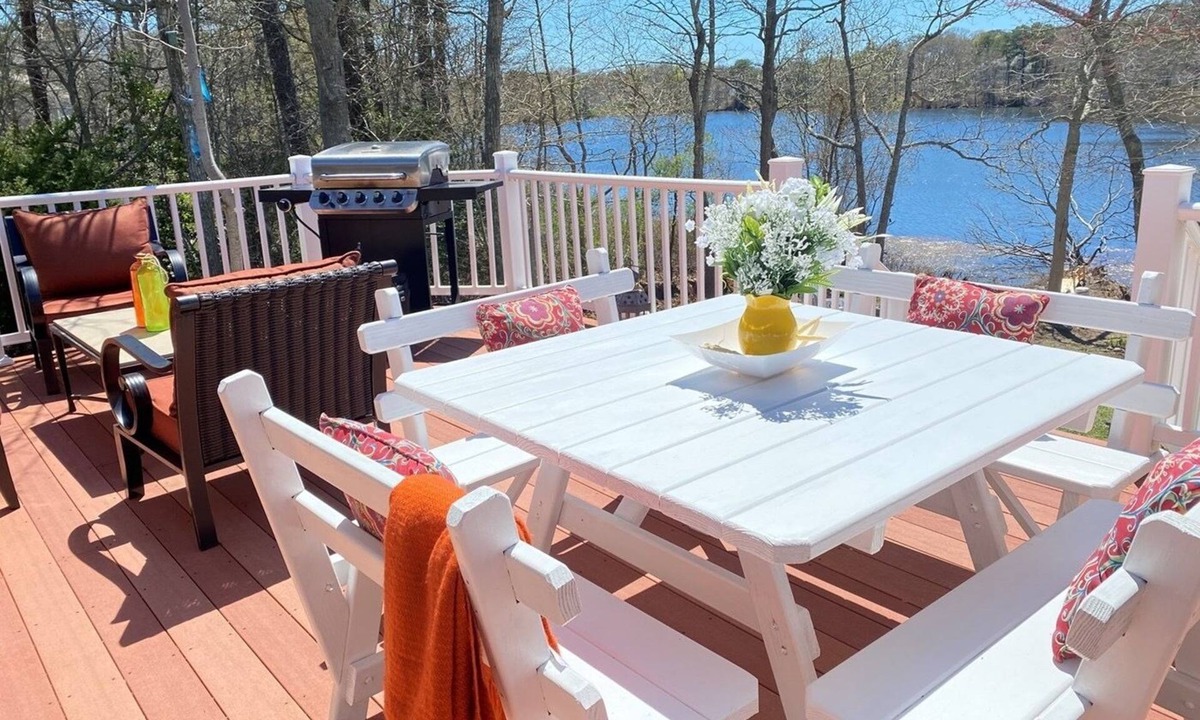 Hyannis House | 20% Discount for March&April Beach Haven Cottage on Faucet Pond! BEACH PASS PROV