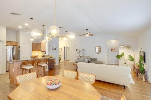 Milton House | 3 Mi to Escambia Bay: Home w/Deck & Private Yard!