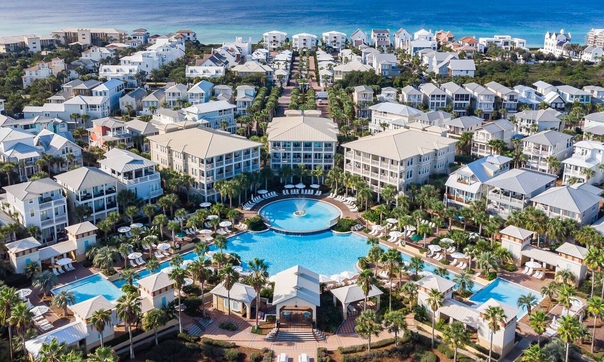 Alys Beach House | 30A Rental Sleeps 16. Rooftop Patio. Walk to Beach & Pool. Near Rosemary + Alys