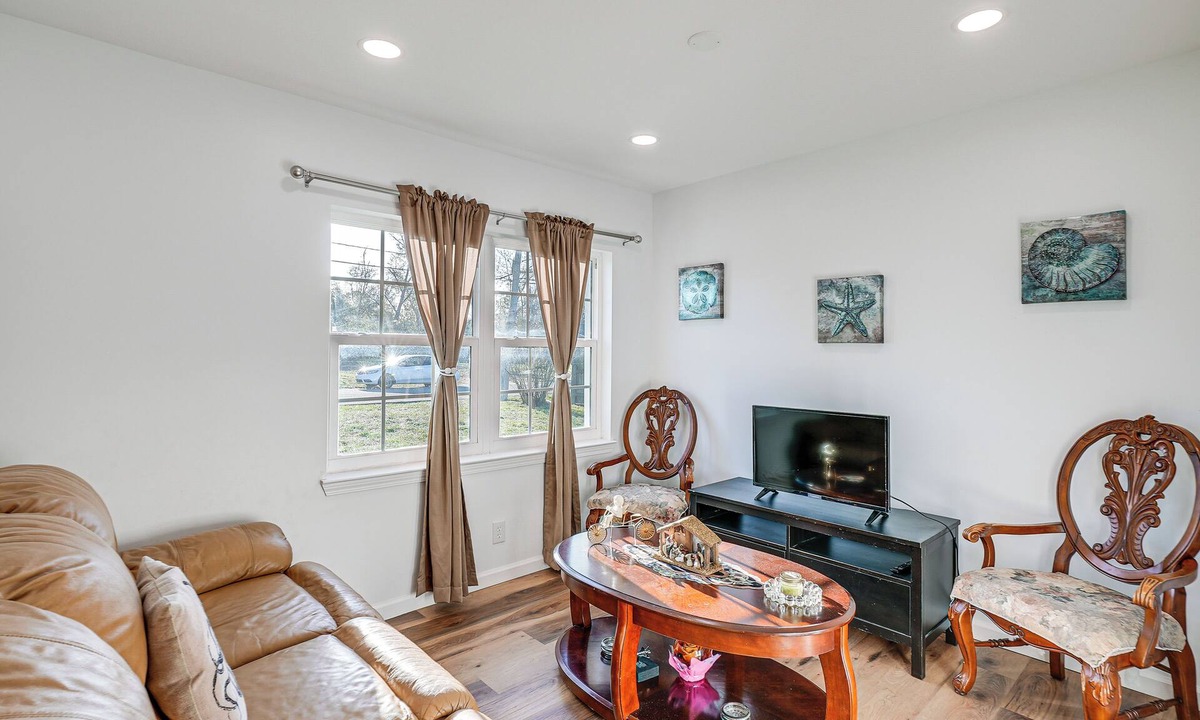 Parker House | 5 Mi to Dtwn Panama City! Family Haven w/Patio