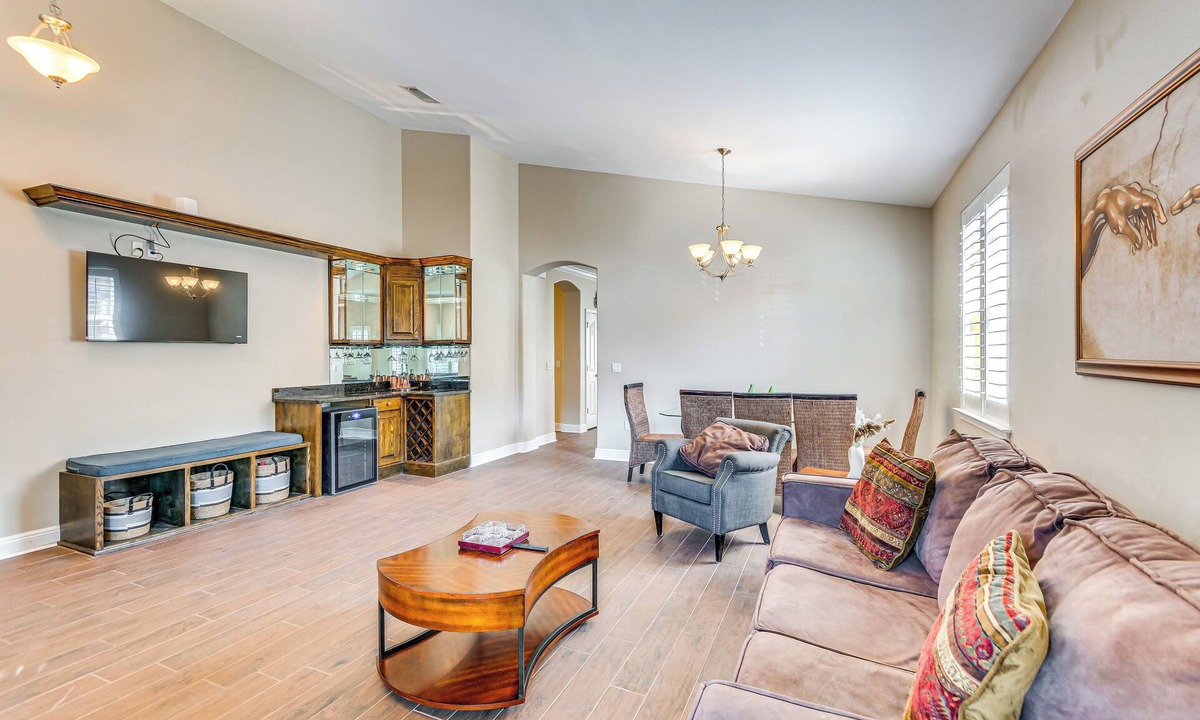 Mary Esther Cottage | 8 Mi to Beach: Home in Mary Esther