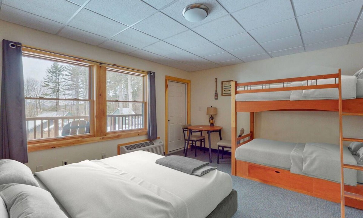 Schroon Lake Hotel | Adirondack-Style Room w/Lakeview from Balcony | Pool, Onsite Dock, Game Room