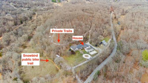 Bella Vista House | Adventure Awaits- Indoor pool & Pickle ball Court