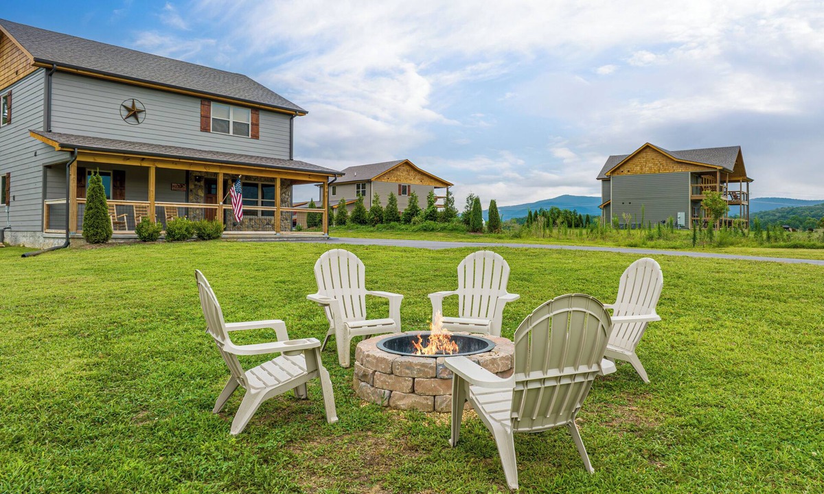 Cosby Cabin | Affordable luxury: mountain views, easy access, hot tub, Wi-Fi & game room fun!