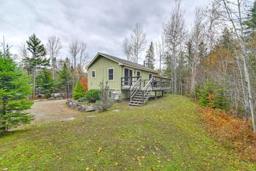 Carrabassett Valley House | Air-Conditioned Hideaway Near Sugarloaf Mountain