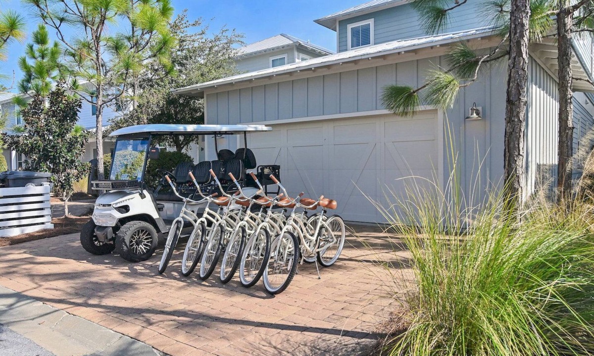 Santa Rosa Beach House | Almost Home 4BR Sleeps 12 ! 6 Bikes & Golf Cart/Pickleball Courts/Heated Pool at NatureWalk 30A!