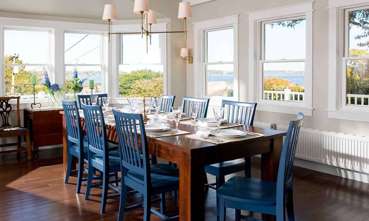 Mid-Coast and Islands House | Amazing Views, and Comfortable Spaces in this Well Appointed Island Home