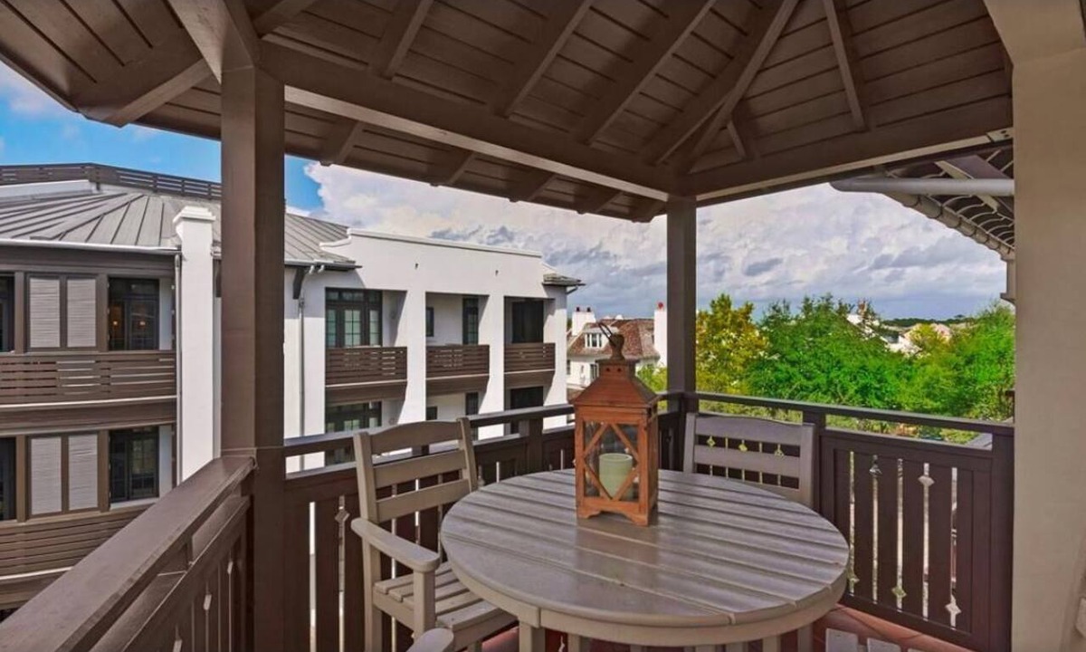 Rosemary Beach Condo | Aurora Beachy - Parkside Rosemary Beach
