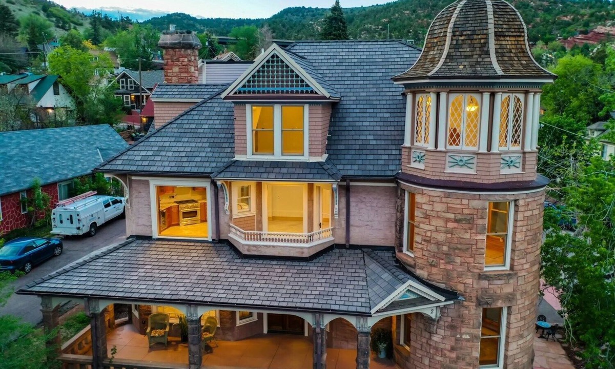 Manitou Springs Historic District Condo | Award-Winning Restoration 1 Block to Downtown Manitou, Deck & Fireplaces