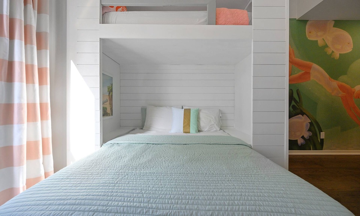 Sandestin House | BayPine Two Golf Carts | Sandestin Heated Pools |Bunk Room Message 4 SNOWBIRD JAN