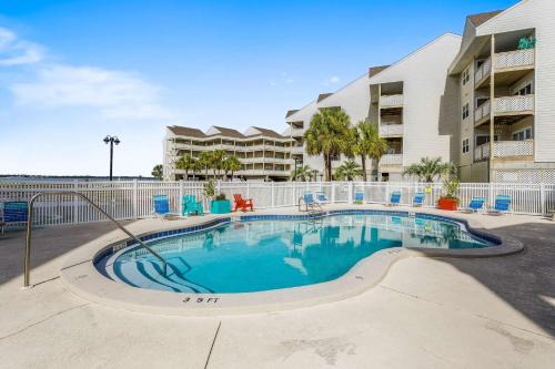 Pensacola Beach House | Baywatch A8
