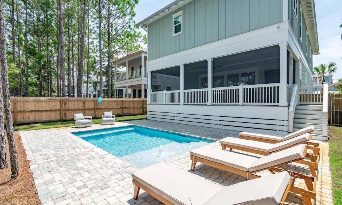 Village of Sugar Beach House | Brand NEW! LSV/Golf Cart, Pool, 4 Bikes, Pet Friendly, Steps to the Beach!