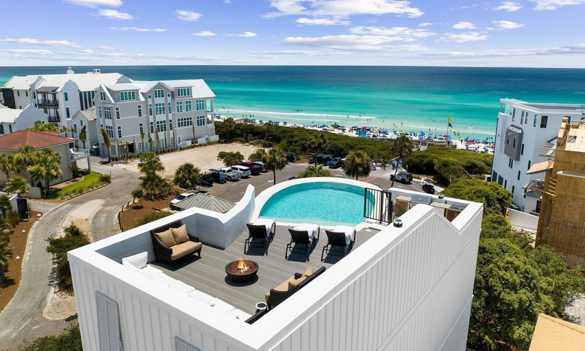 Seawalk Circle House | Breathtaking Gulf Views! | Rooftop Pool | 2 Minute To Beach!