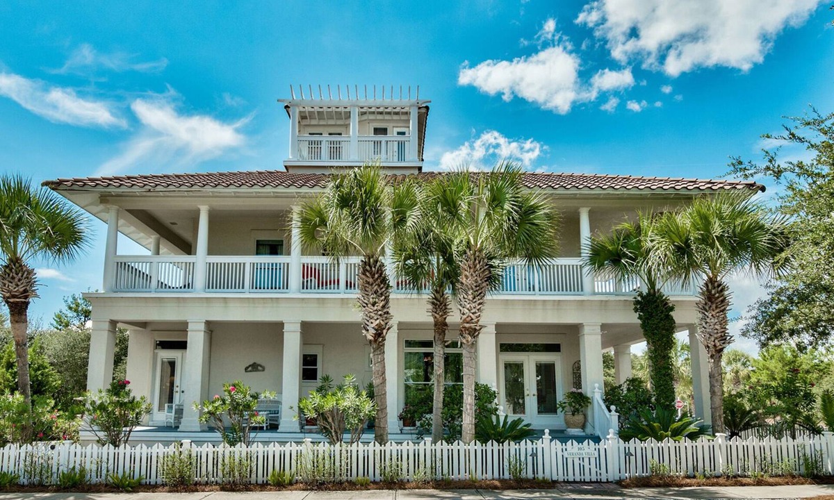 Sunnyside House | Bright & beautiful 3b-3ba large porches for dining & relaxing. Steps to beach
