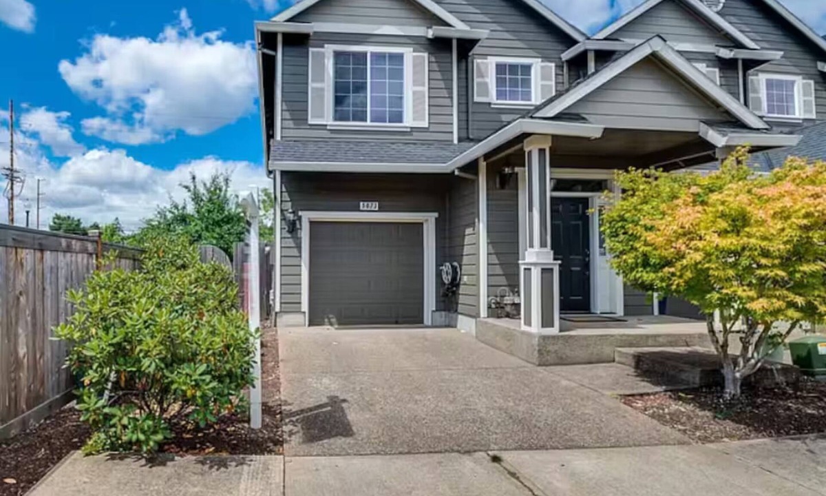Aloha House | Bright & Comfortable, Long Stay and Pet Friendly