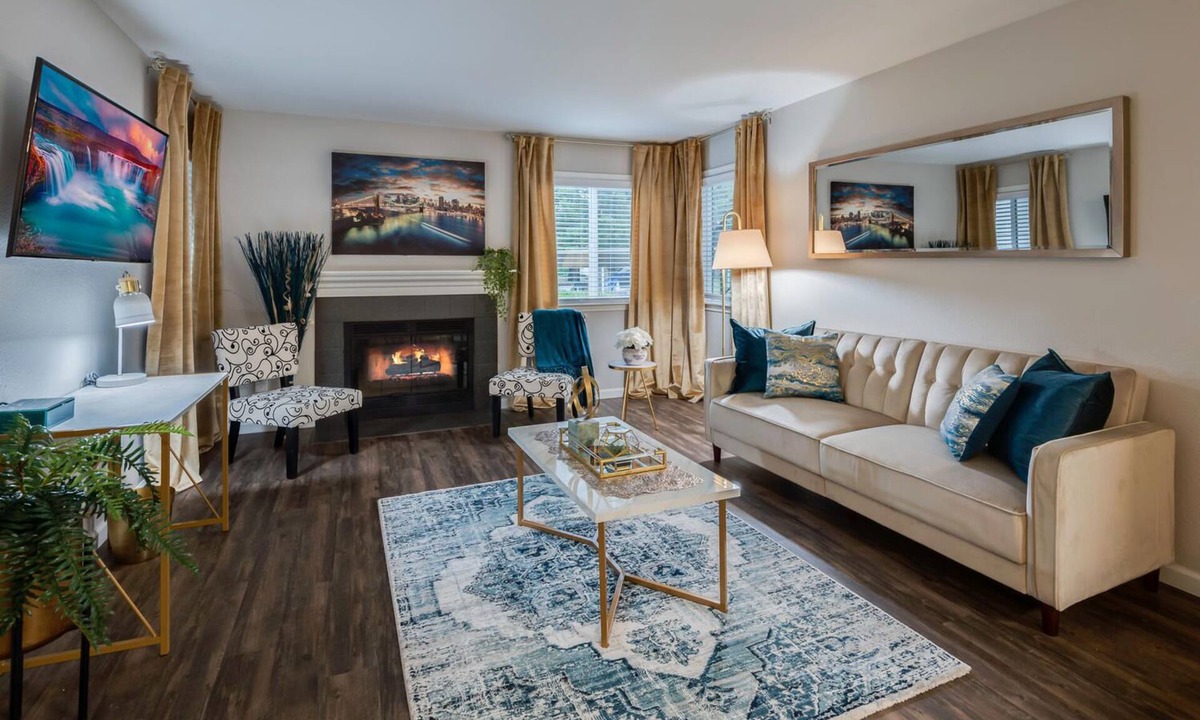 Loomis Apartment | Business Travel Friendly Apartment Home/King Bed