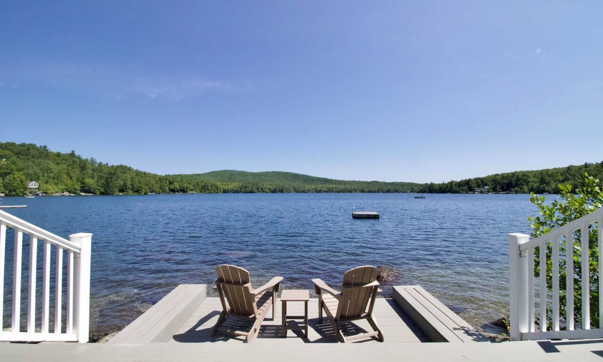 Munsonville Cottage | Charming 2-bedroom waterfront cottage in Nelson perfect for a relaxing getaway