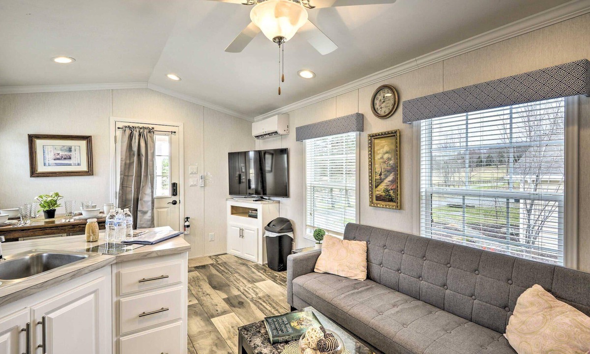 Pleasant Mount Villa | Clydesdale Cottage · Luxury Poconos Stay Near NYC