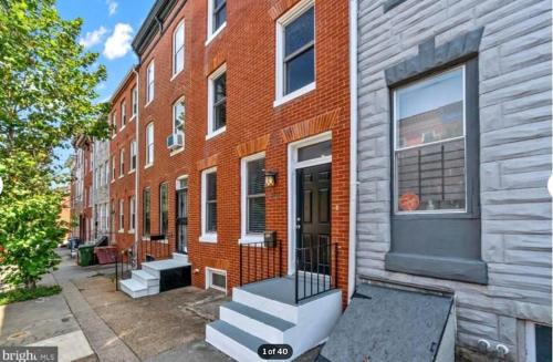 Downtown Baltimore House | Cozy 1BR Basement Private Retreat in Downtown Baltimore