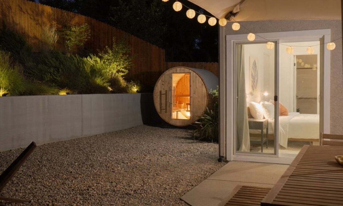 Antelope House | Cozy 3 Bedroom house in Sacramento w/Private Sauna