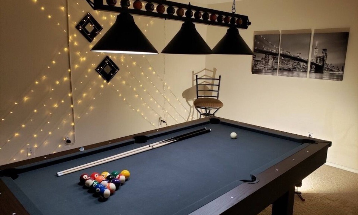 Five Oaks House | Cozy 4B w/Pool Table near Nike/Intel, Max Station