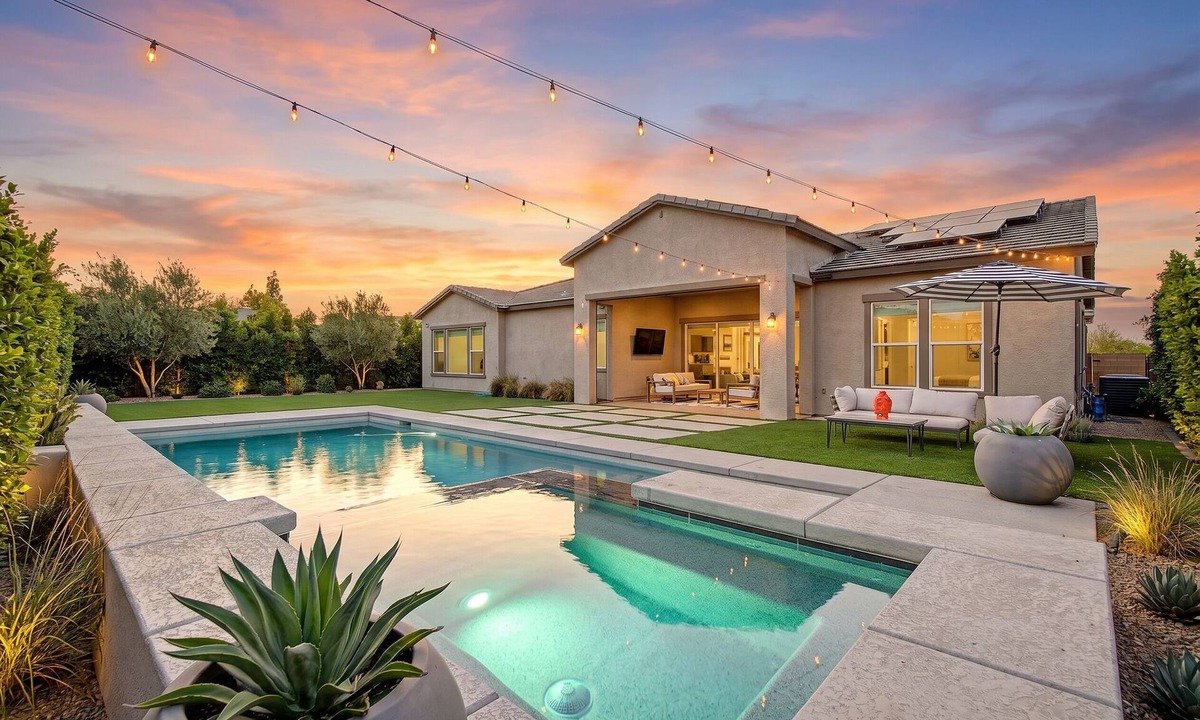 Arden House | Desert Dream - Wellness Retreat w/Resort Pool, Jacuzzi, Piano, Peloton, Rower