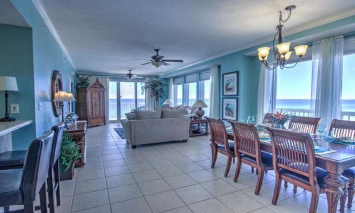 Lower Grand Lagoon Condo | End Unit! Wrap-around balcony! Free Beach Service. July 25th-Aug 1st On Sale