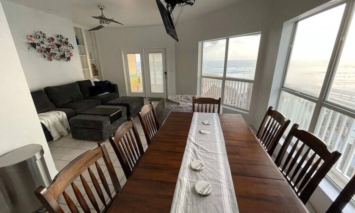 Chivas Bluff Condo | Excellent Gulf front located along a private beach dog friendly