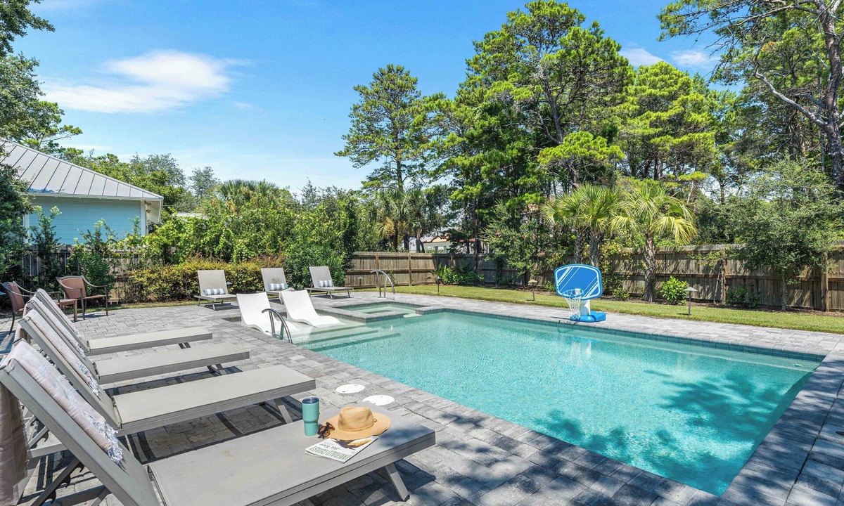 White's Gulfview House | Family-Friendly Oasis: Private backyard retreat, just a 5 min walk to the beach!