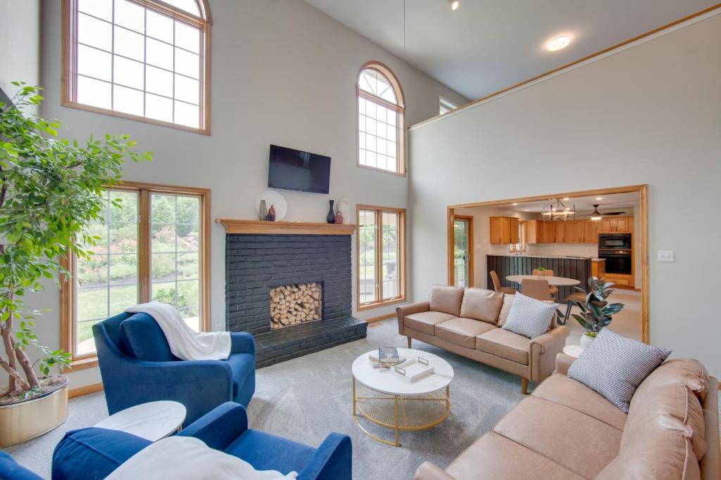 Hummelstown House | Game Room & Covered Patio: Hummelstown Hideaway