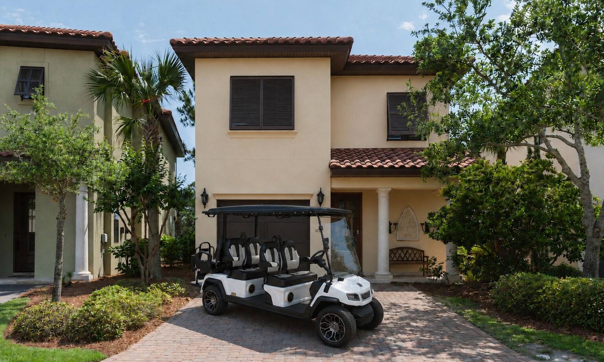 Villa Lago House | Golf Cart ☀️ 2 King Suites | Heated Pool | Lakeview Master | Beach Gear ☀️ Sandestin