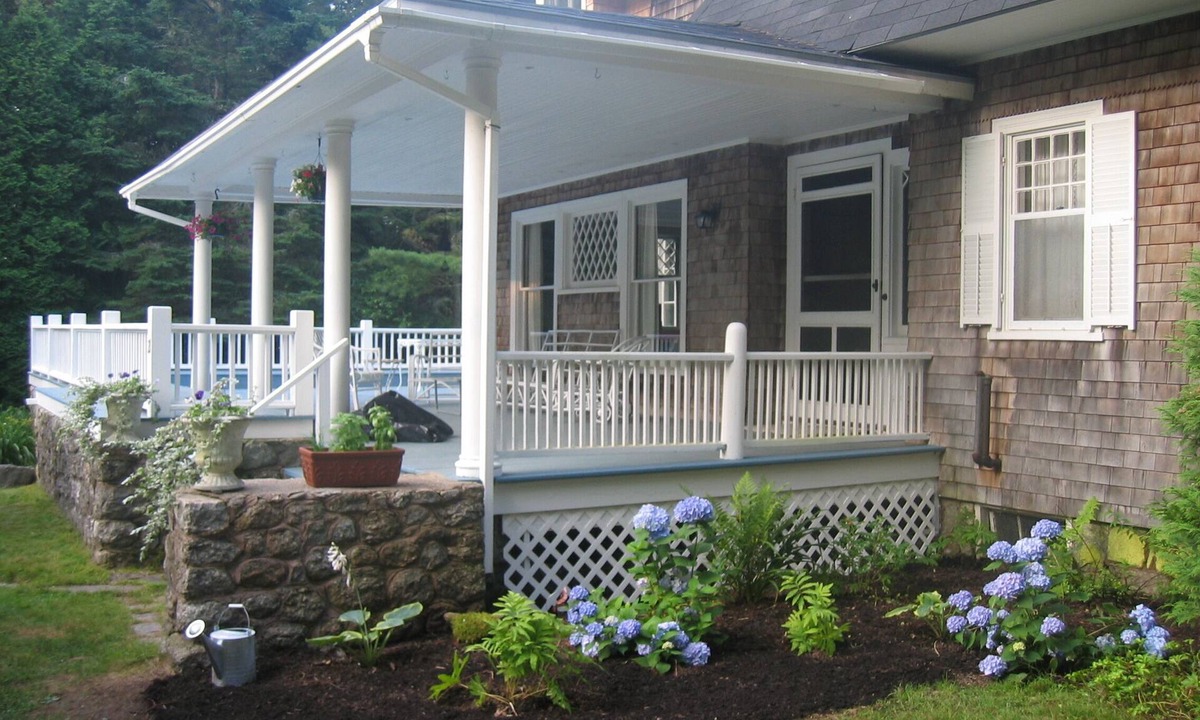 Blue Hill Cottage | Gruesome Gables - Beautiful 5 bedroom summer cottage near Blue Hill Village