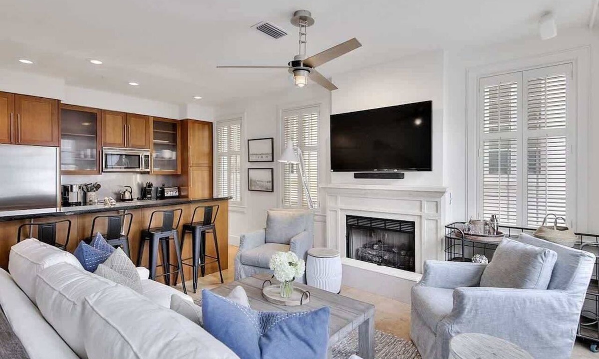Rosemary Beach Condo | Gulf Views-Two-story Condo-2 Bikes-Heated Pool