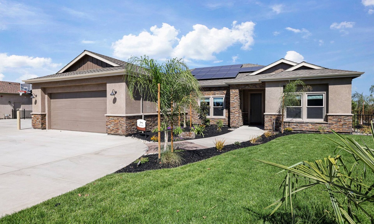 Acampo House | Hacienda Estates : Rivera - One of four new homes set in scenic vineyards