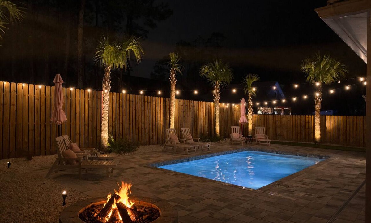 Inlet Beach Heights House | Heated Pool Putting Green Sleeps 14 Walk to Beach Near 30A