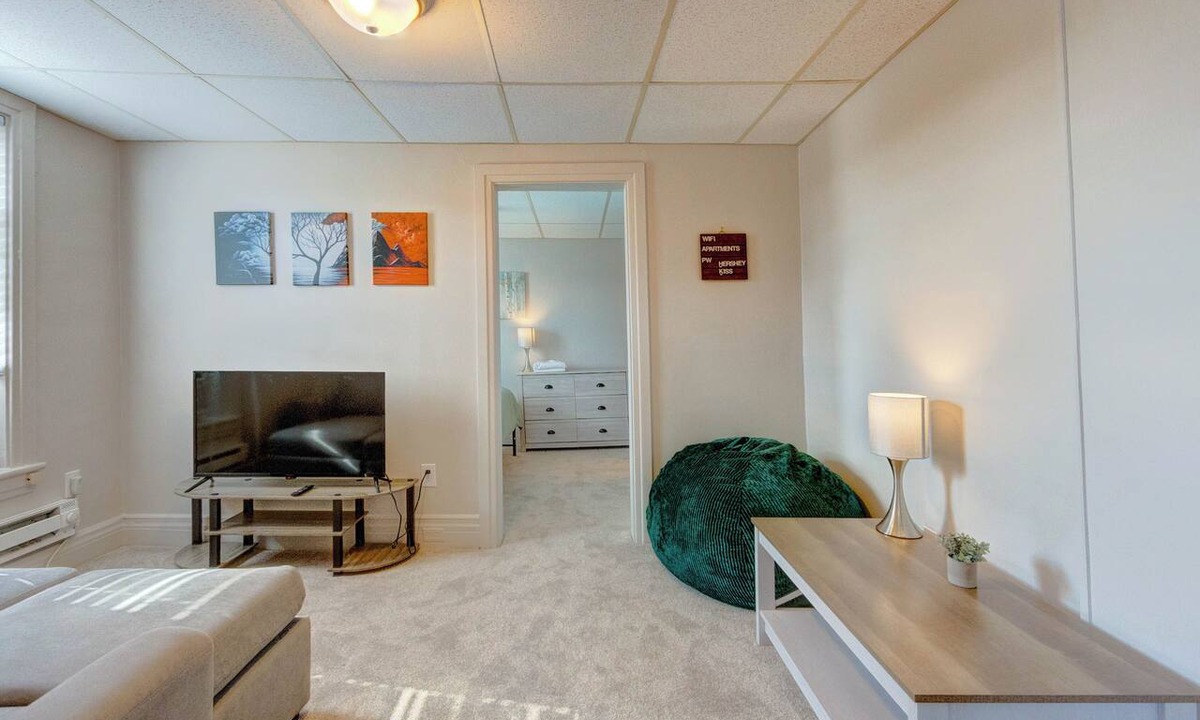 Hershey Apartment | Hell's Kitchen, Apt #1 1-bedroom apartment just a short walk to Hershey Theatre
