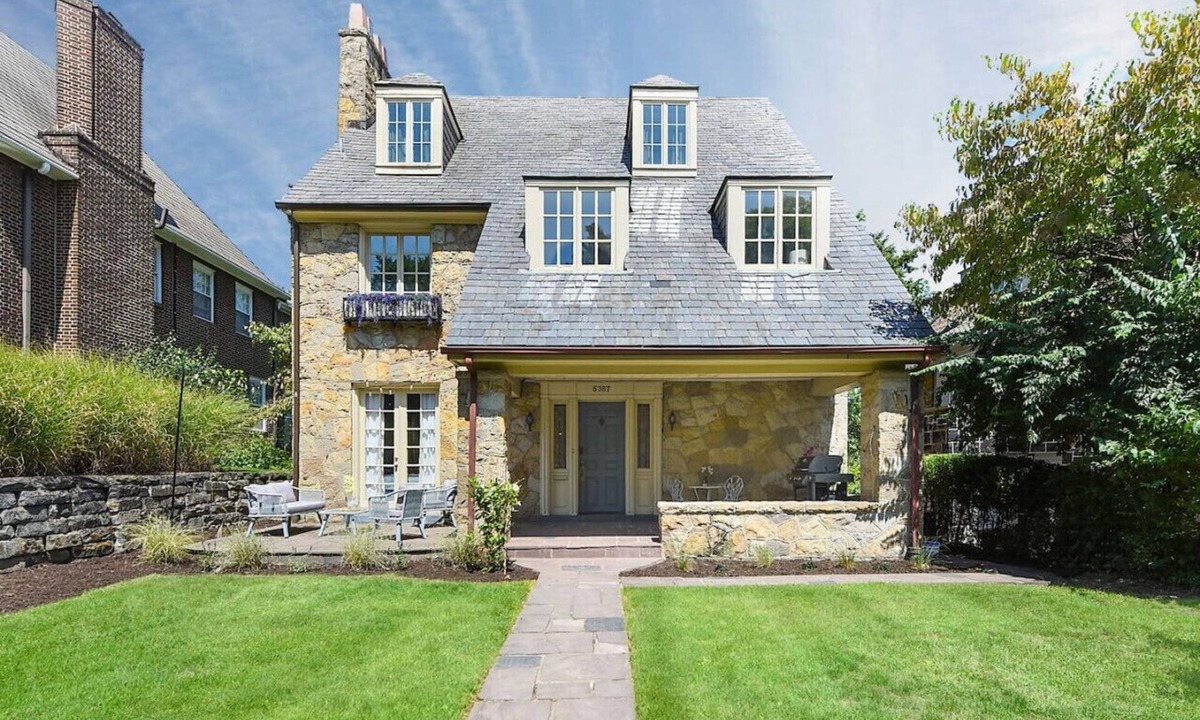 Squirrel Hill House | ★ HostWise Stays ★ Charming Squirrel Hill Home with Garage, Near CMU