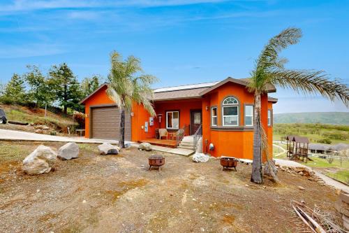 Copperopolis House | Hot Tub & Expansive Views: Copperopolis Mtn Home