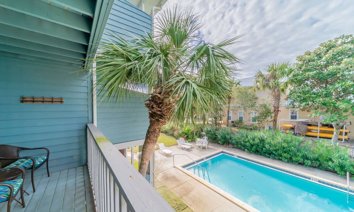 Inlet Beach Condo | "Inlet Sands 204" | 1 min. walk to beach | Community Pool | Bike to Rosemary