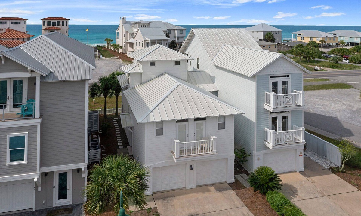 Dune Allen Beach House | Laffy Taffy - Dune Allen Vacation Home on 30A, Community Pool, Near the Beach!