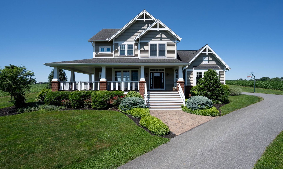 Rohrerstown House | Lancaster Farm View Retreat: Fire Pit, Porch & Views