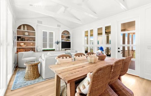 Seaside House | Luv U Honey