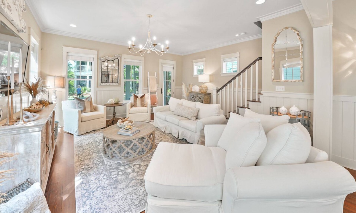 Watercolor House | LUX Watercolor 4 BD, Beach Club PF, Pool Golf Cart