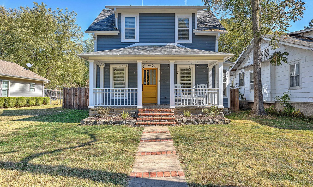 Siloam Springs House | Maxwell House