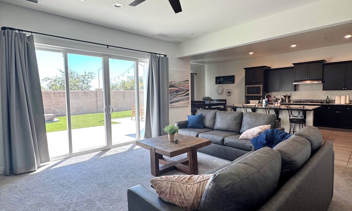 Clovis House | Modern 3BR Clovis Retreat w/Workspaces, Game Room & Yard—Close to Nat’l Parks