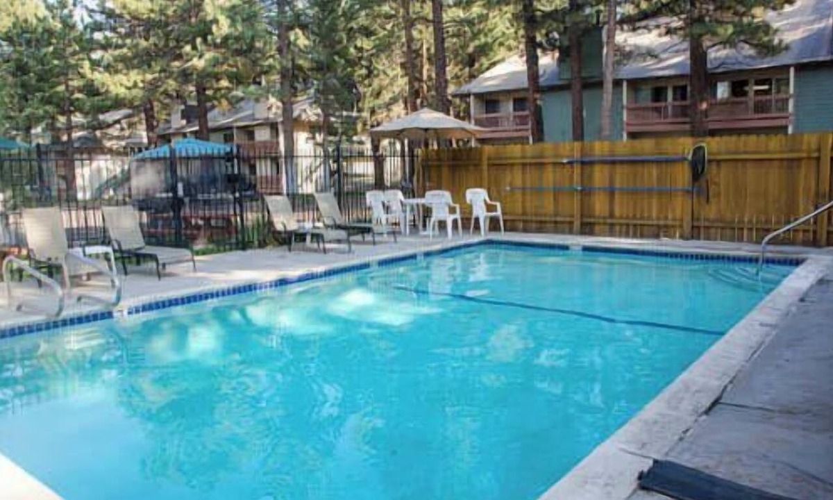 Mammoth Lakes Condo | Mountain Shadows #F02 | Near Shuttle & Shopping!