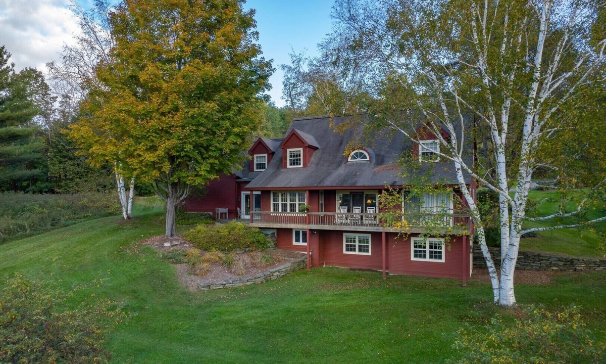 Quechee House | Mountain View Estate with Game Room & Valley Views