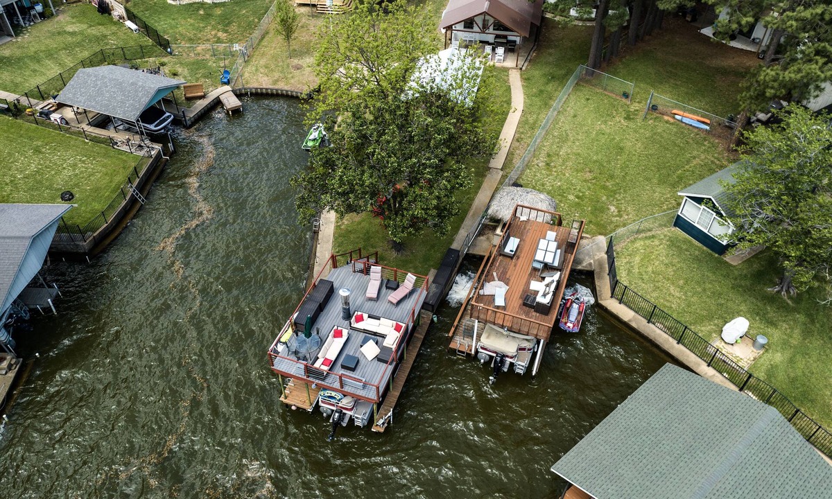Tool House | New Listing-2 Houses one level, Waterfront on Cove, Dock, Firepit, Game Room