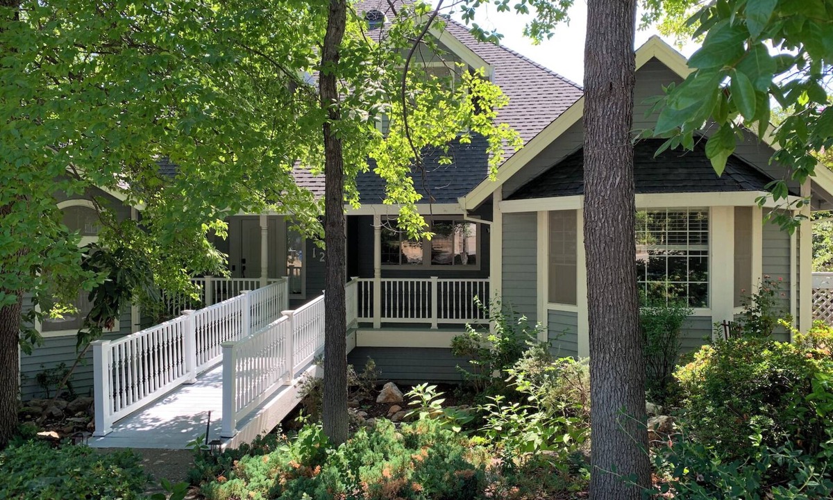 Folsom House | Newly renovated spacious home near Folsom Lake